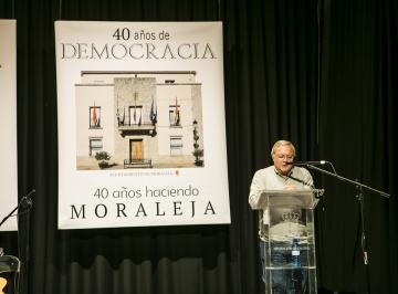 CUARENTA AÑOS DE DEMOCRACIA